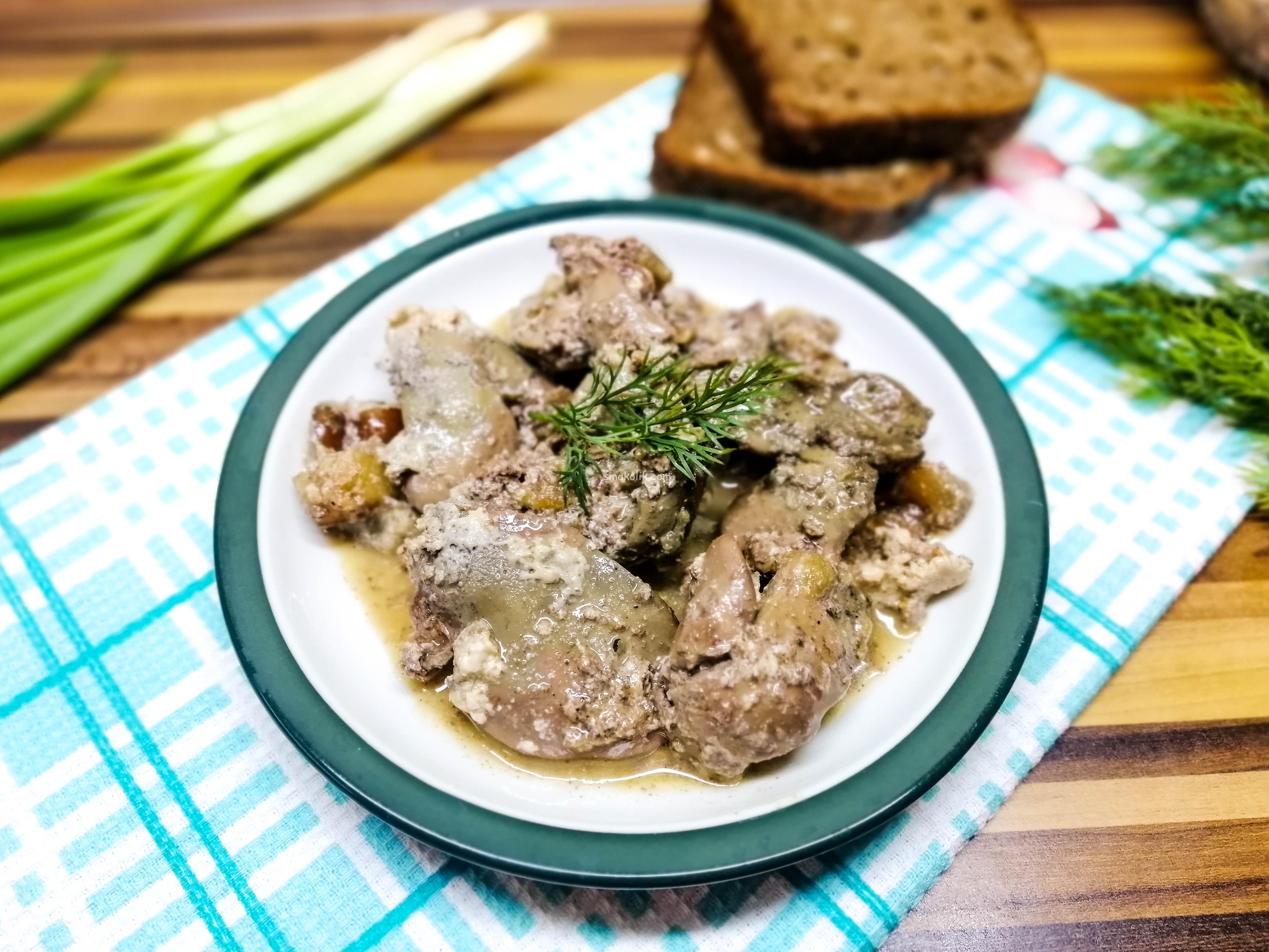печень с яблоками и сливками